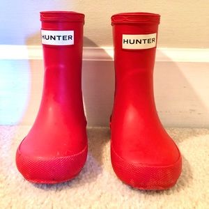 Red Matte Hunter Rain Boots Excellent Condition